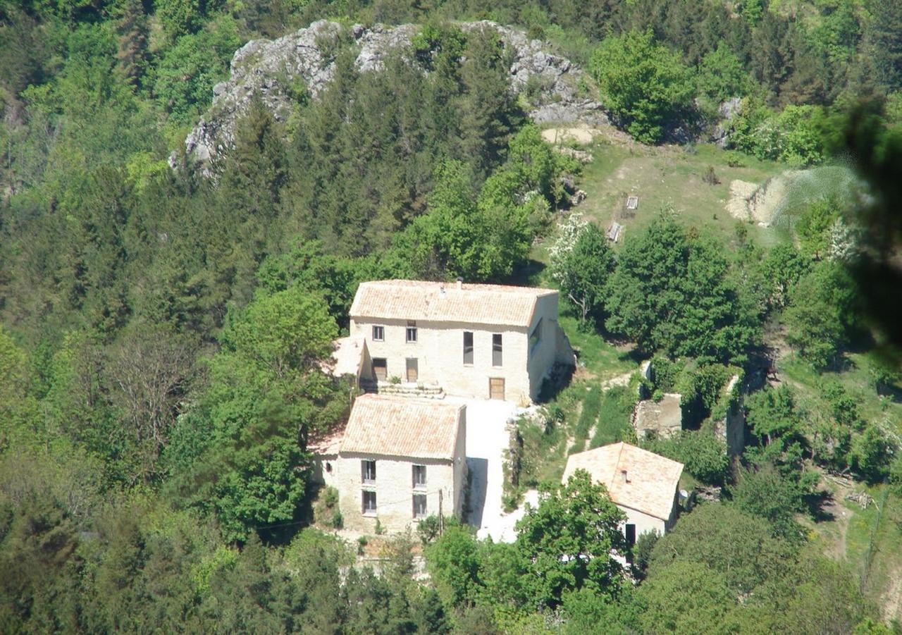 Domaine Des Massols Bed & Breakfast Marsat Exterior photo