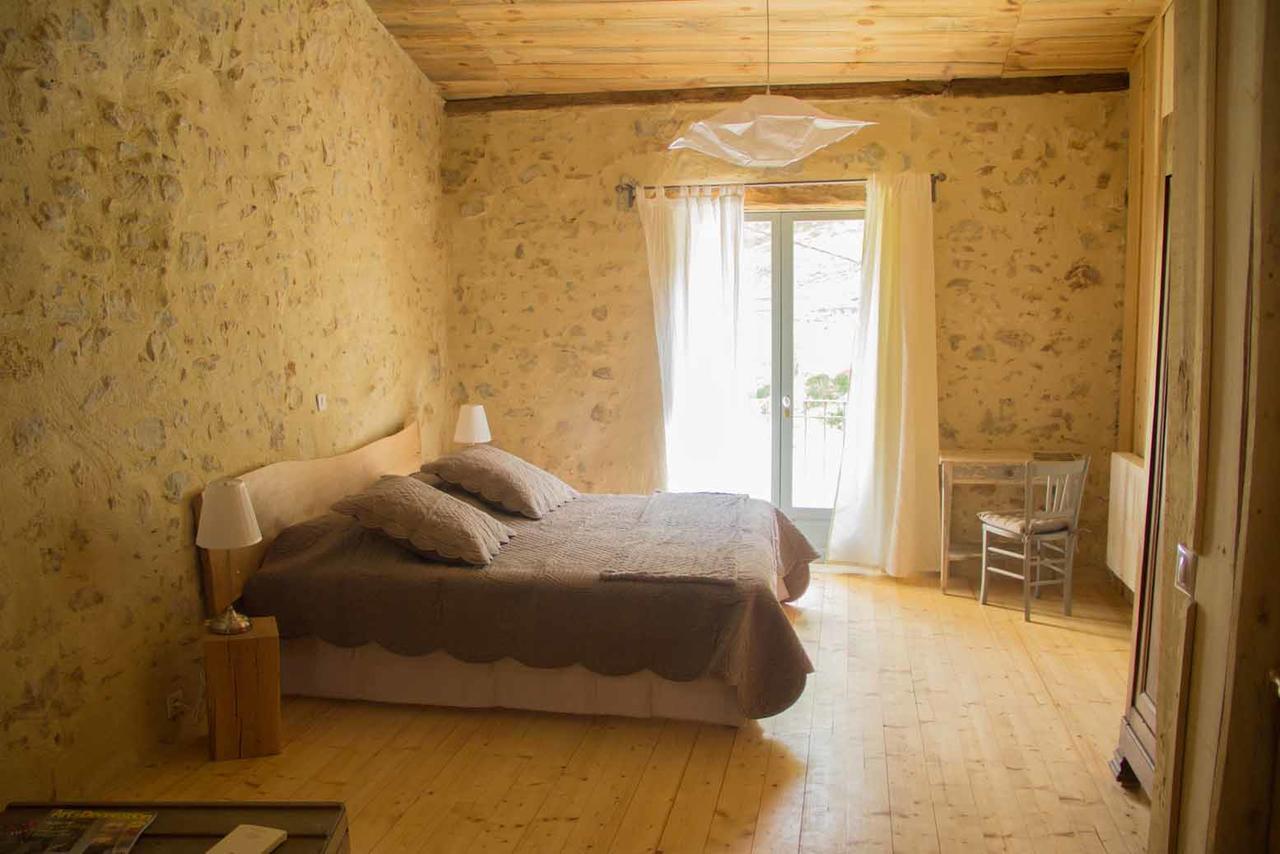 Domaine Des Massols Bed & Breakfast Marsat Exterior photo
